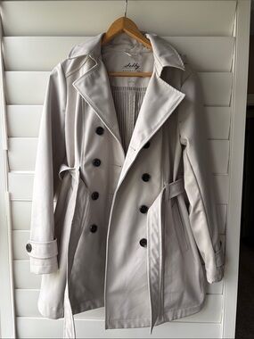Shelby Collection Women's Light Taupe Double-Breasted Trench Coat